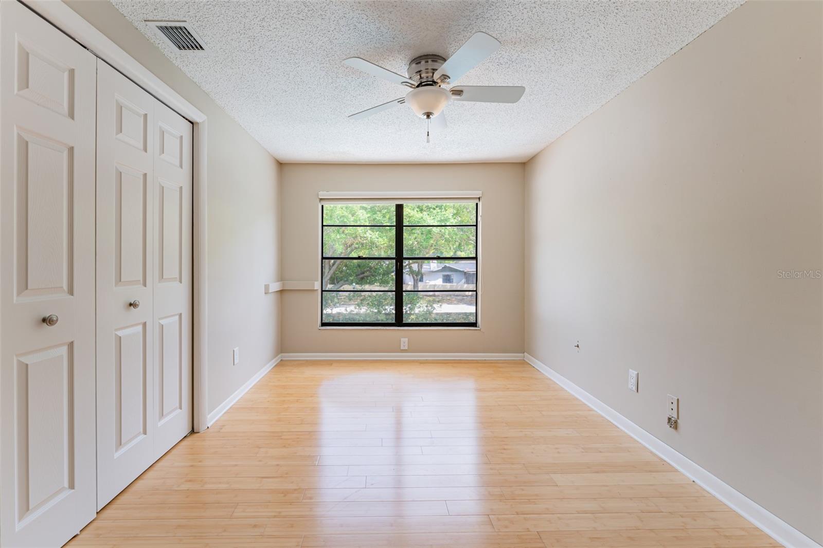 NORTHDALE SEC F UNIT 1 - Residential Lease