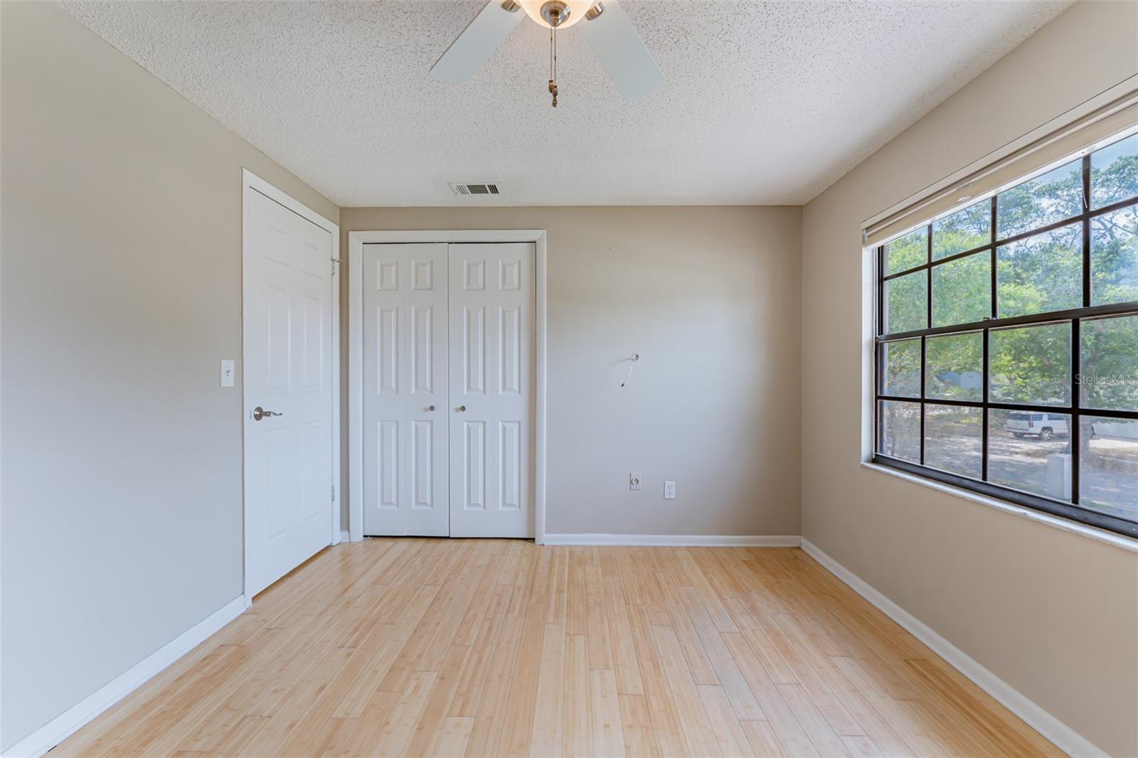 NORTHDALE SEC F UNIT 1 - Residential Lease