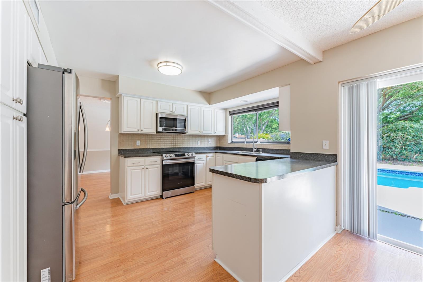 NORTHDALE SEC F UNIT 1 - Residential Lease