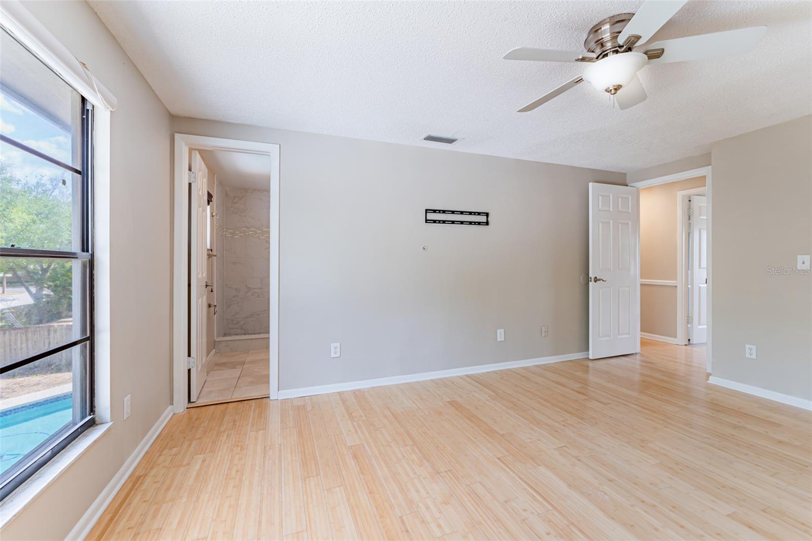 NORTHDALE SEC F UNIT 1 - Residential Lease