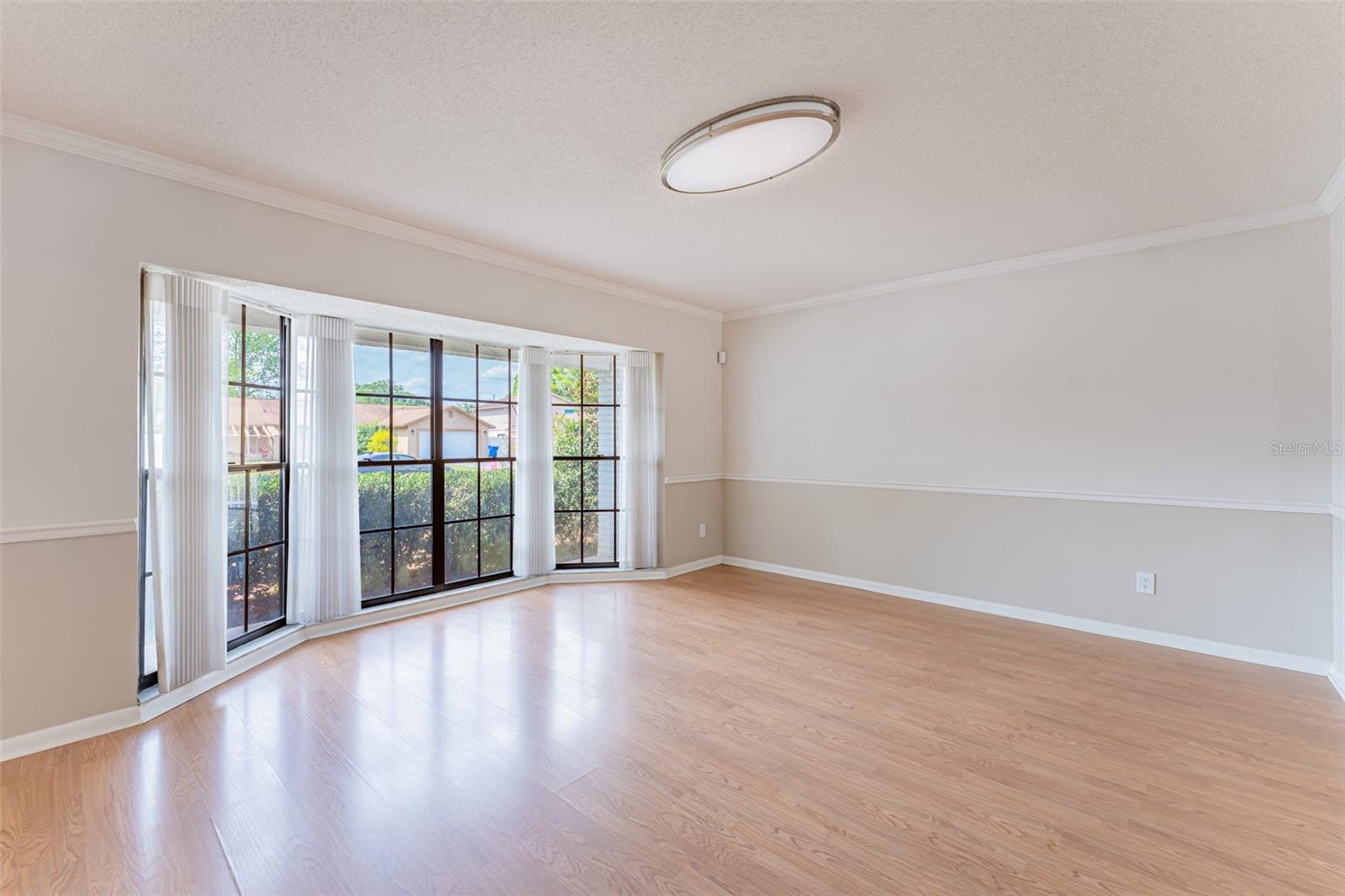 NORTHDALE SEC F UNIT 1 - Residential Lease