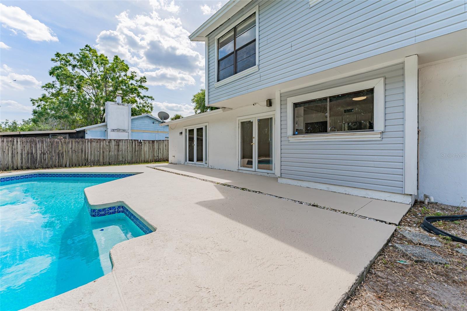 NORTHDALE SEC F UNIT 1 - Residential Lease