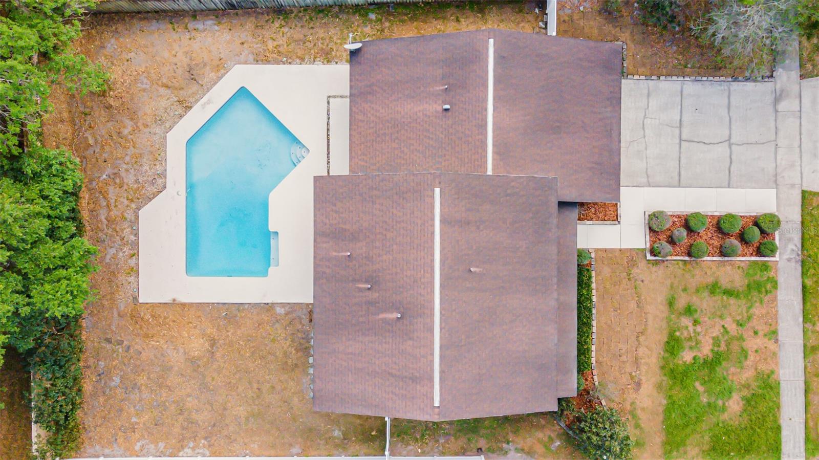 NORTHDALE SEC F UNIT 1 - Residential Lease