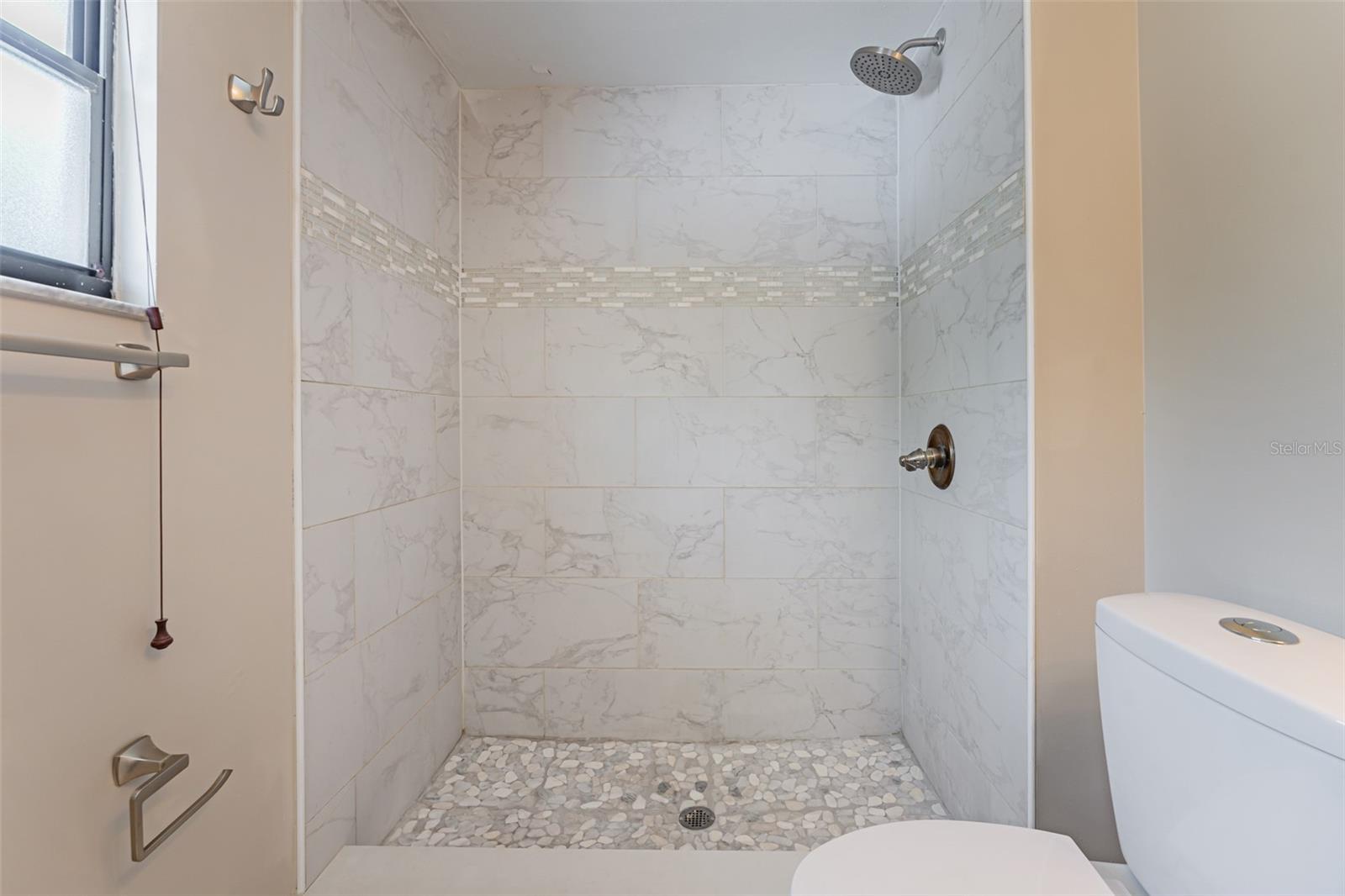 NORTHDALE SEC F UNIT 1 - Residential Lease