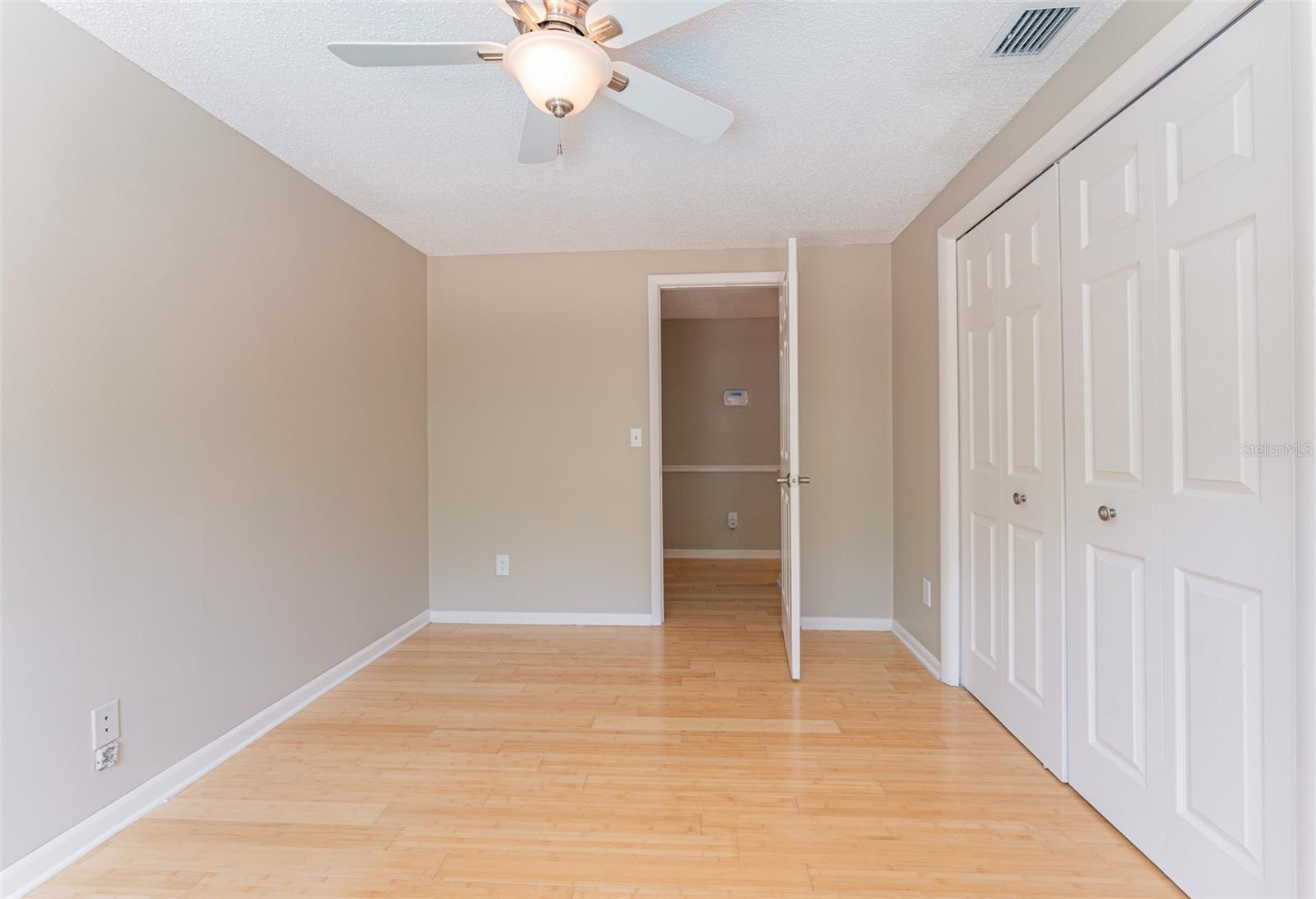 NORTHDALE SEC F UNIT 1 - Residential Lease