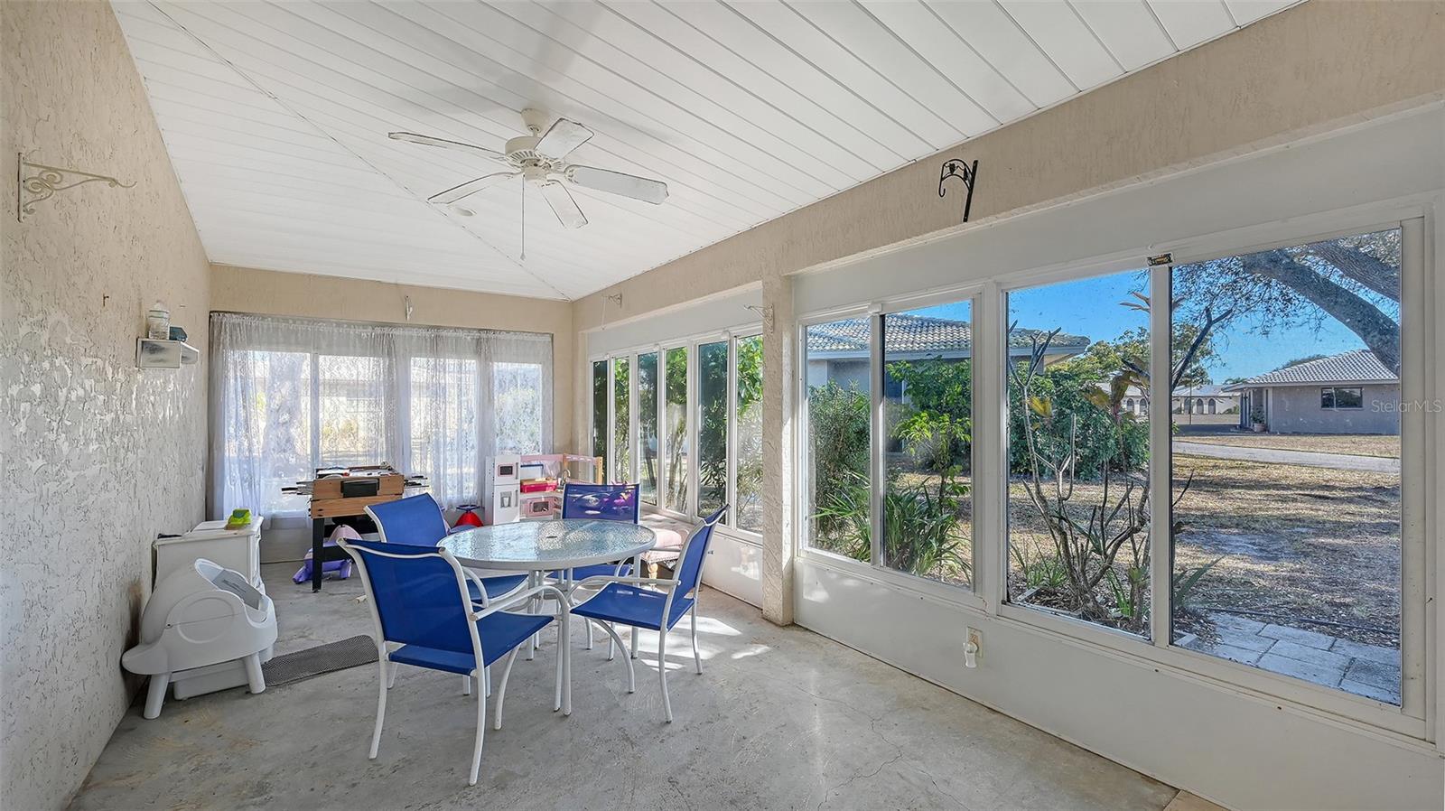 SORRENTO VILLAS 6 - Residential