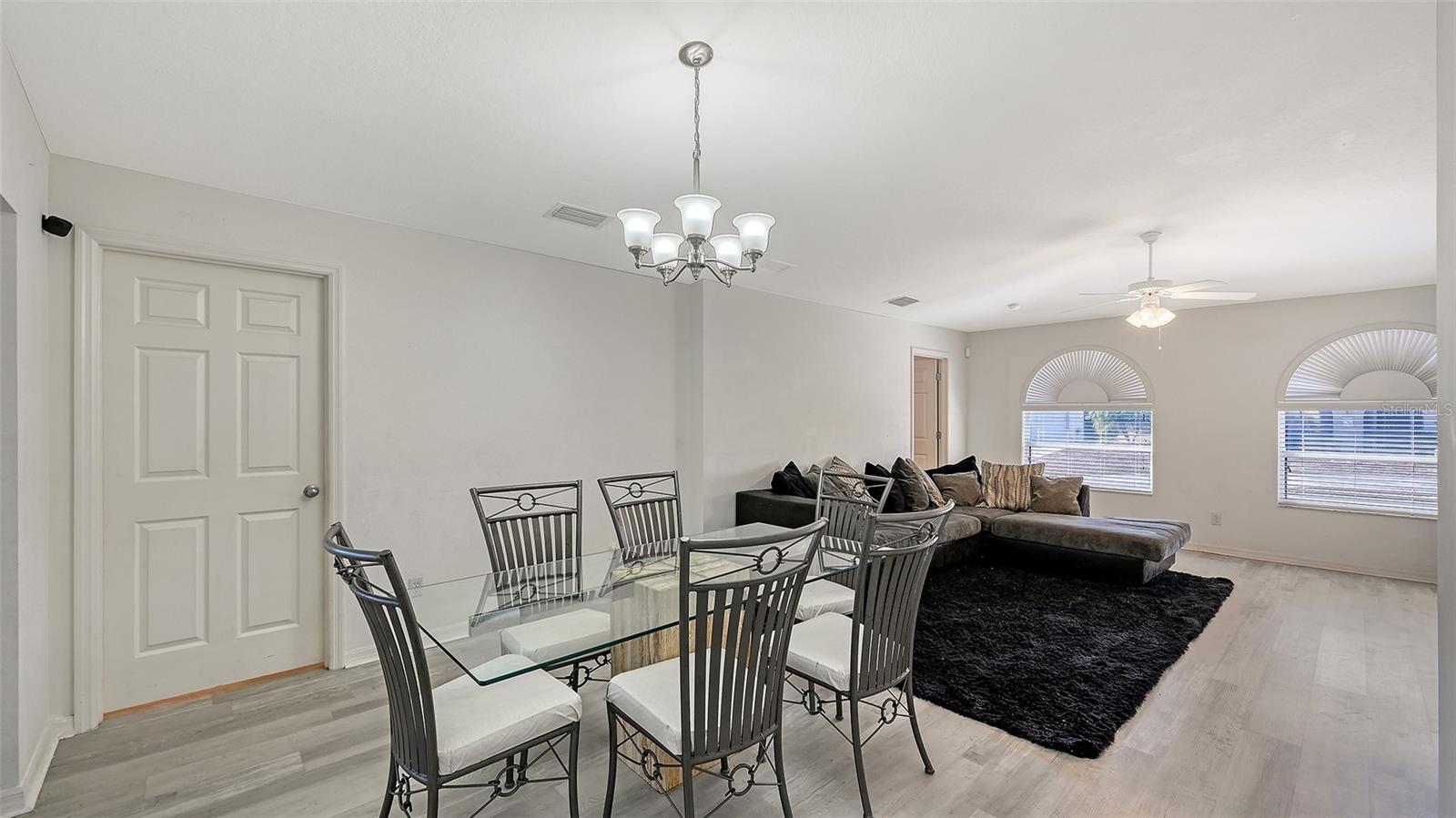 625 VERROCCHIO DRIVE 625