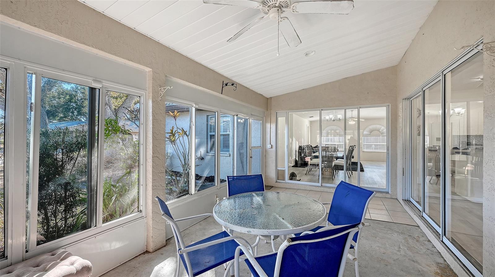 SORRENTO VILLAS 6 - Residential