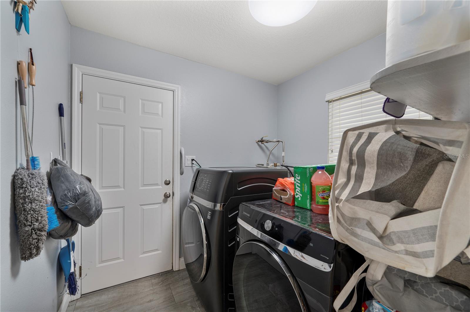 QUEENS POINT - Residential