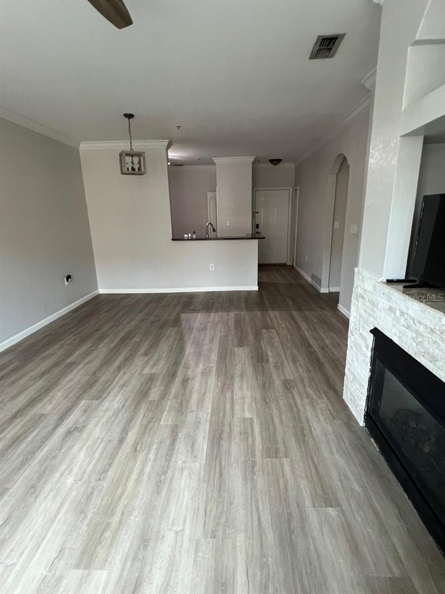 GRAND BELLAGIO AT BAYWATCH CONDO THE - Residential