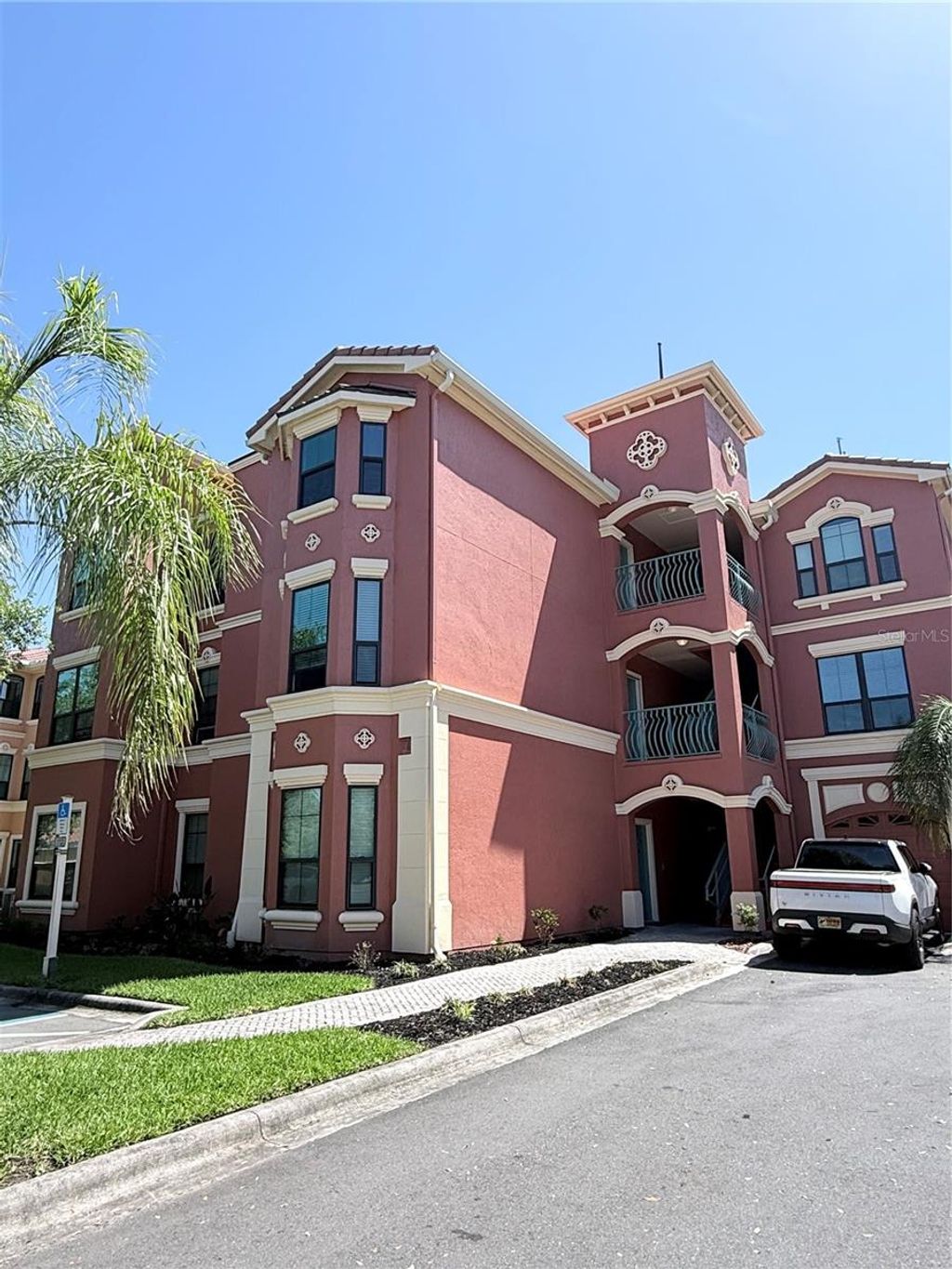 Photo of 2725 Via Cipriani #722A, Clearwater, FL 33764 (MLS # TB8495484)