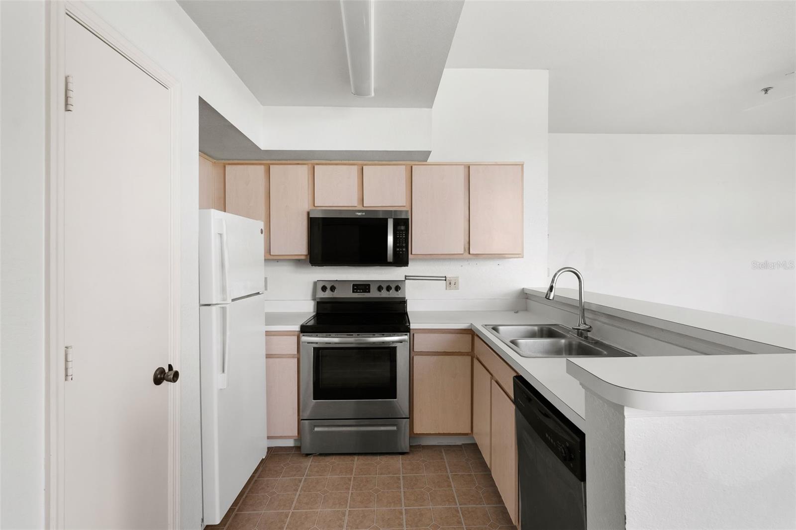 BERMUDA DUNES PRIVATE RESIDENCE - Residential