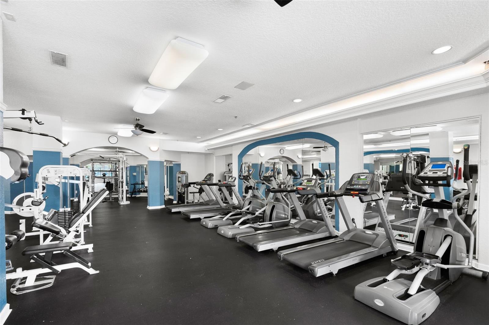 BERMUDA DUNES PRIVATE RESIDENCE - Residential