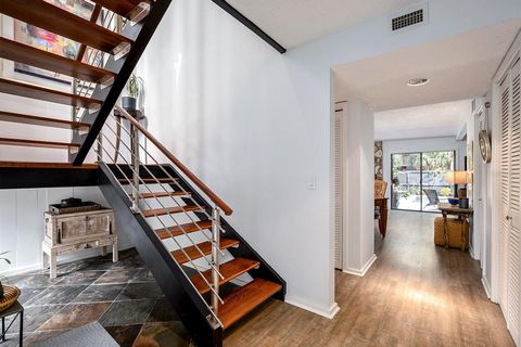 A home in LONGWOOD