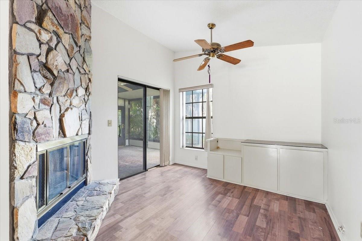 HUNTERS CREEK TR 150 PH 1 - Residential