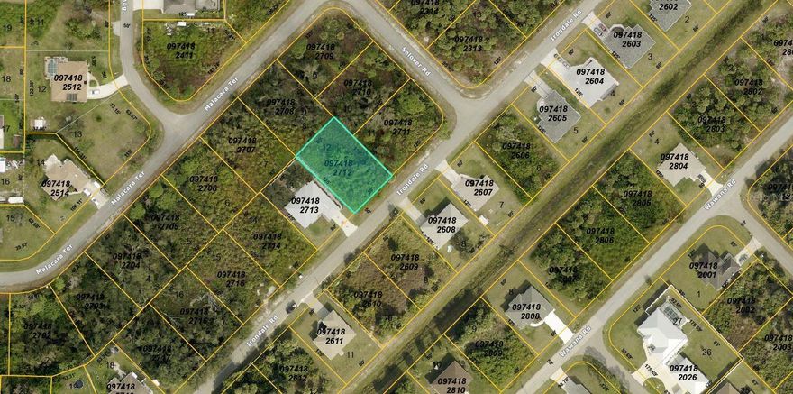 This .23-acre lot in the heart of North Port is the perfect opportunity to create your dream home or make a strategic investment in one of Florida's fastest-growing cities. With a convenient location and natural surroundings, this property blends tranquility with accessibility.