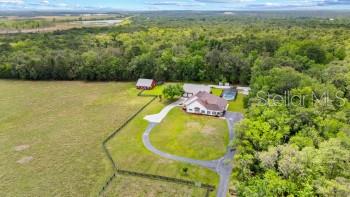 THAT PART OF SW1/2 OF NW1/4 OF NW1/4 LYING W OF SR - Residential