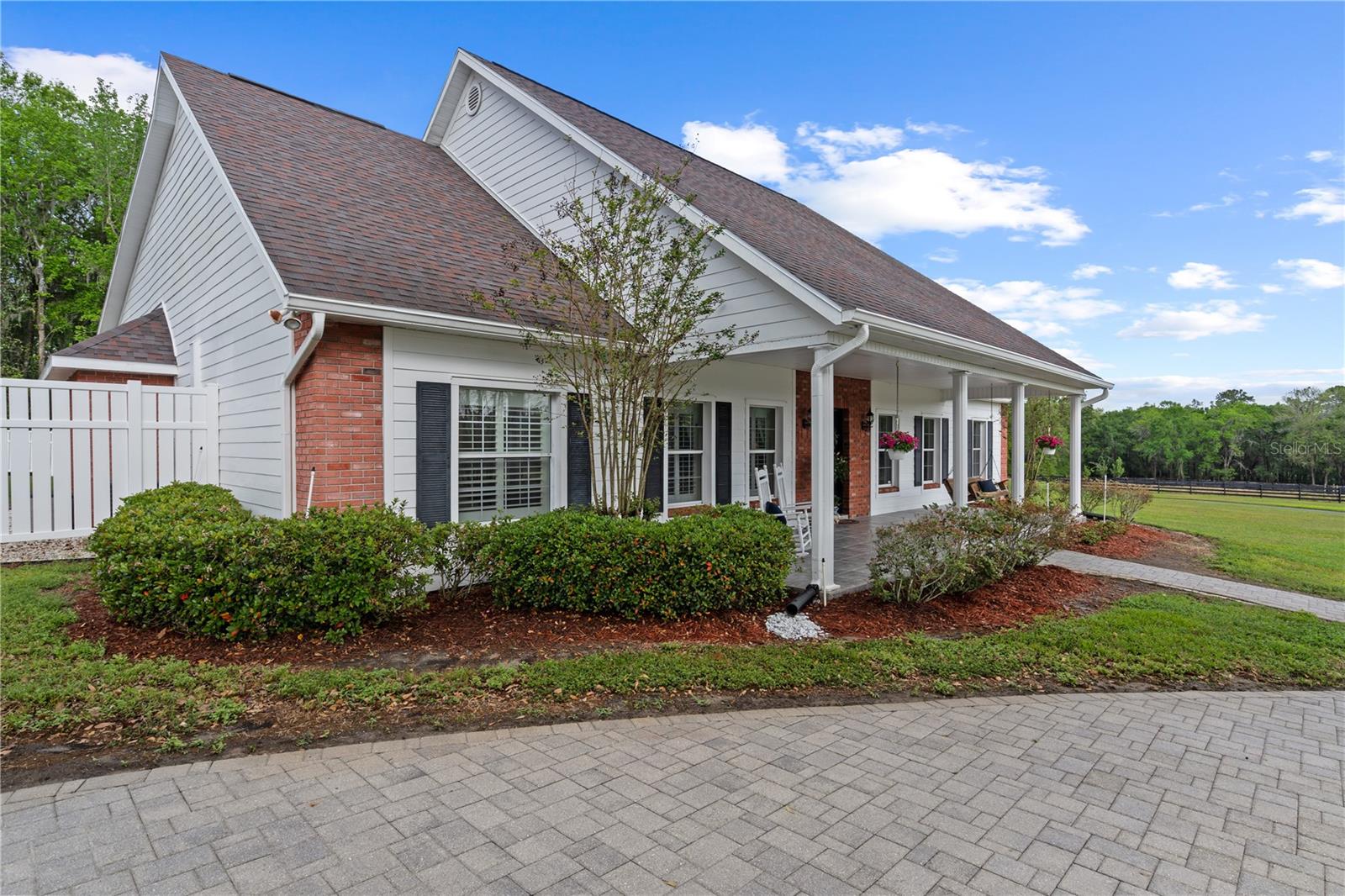 THAT PART OF SW1/2 OF NW1/4 OF NW1/4 LYING W OF SR - Residential