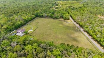 THAT PART OF SW1/2 OF NW1/4 OF NW1/4 LYING W OF SR - Residential