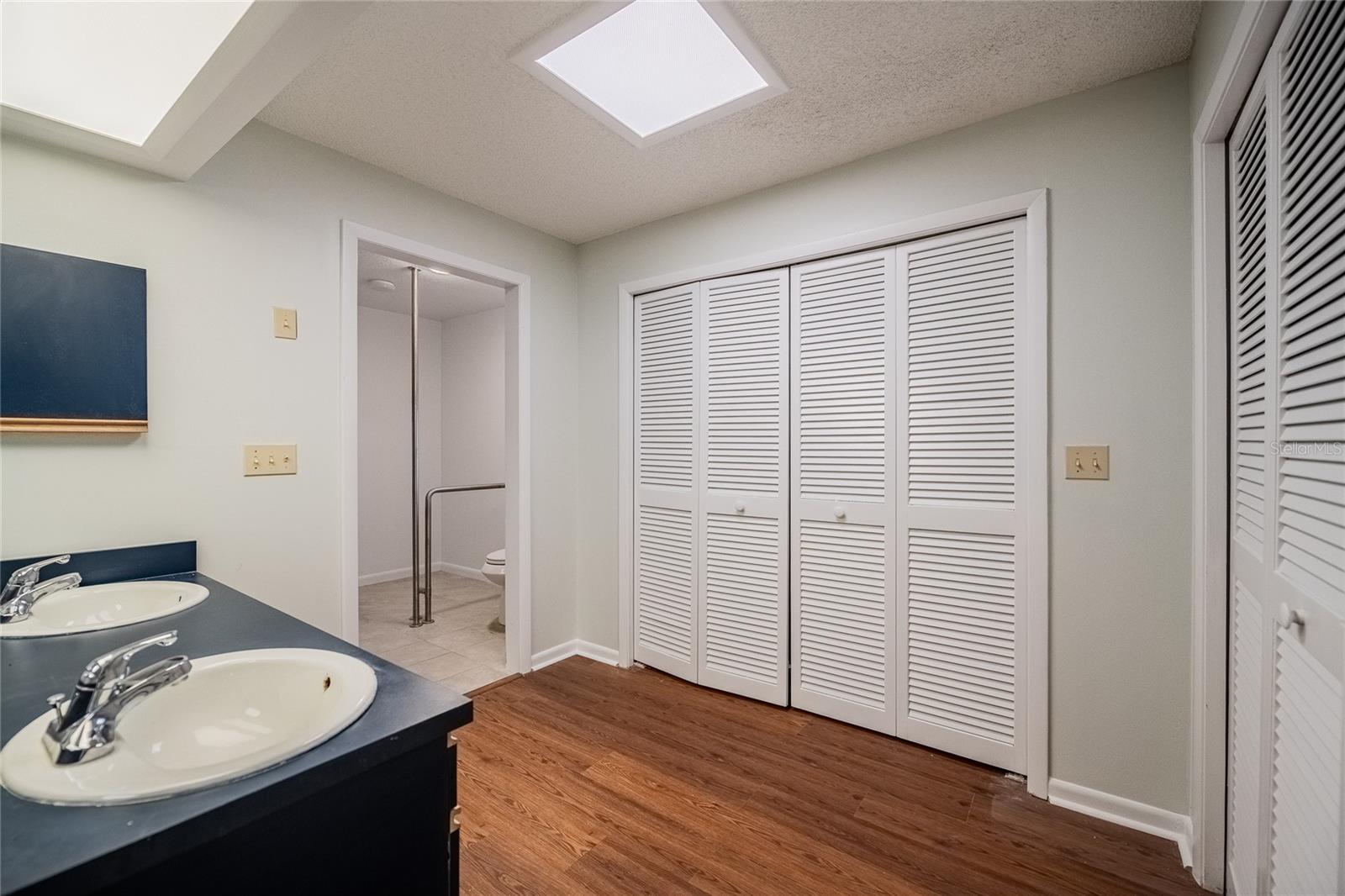 CANYON LAKE VILLAS - Residential