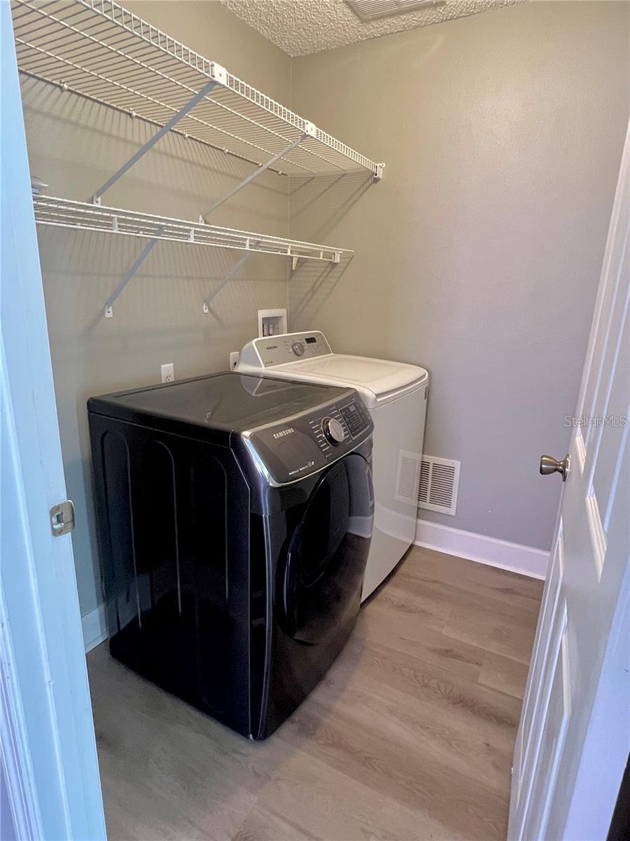 SYDNEY COVE AT EASTWOOD PRCL 01 - Residential Lease