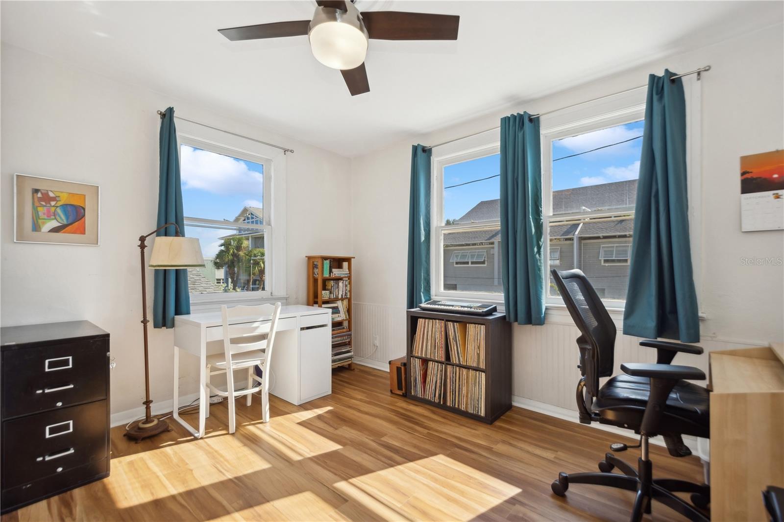 MOREY BEACH - Residential