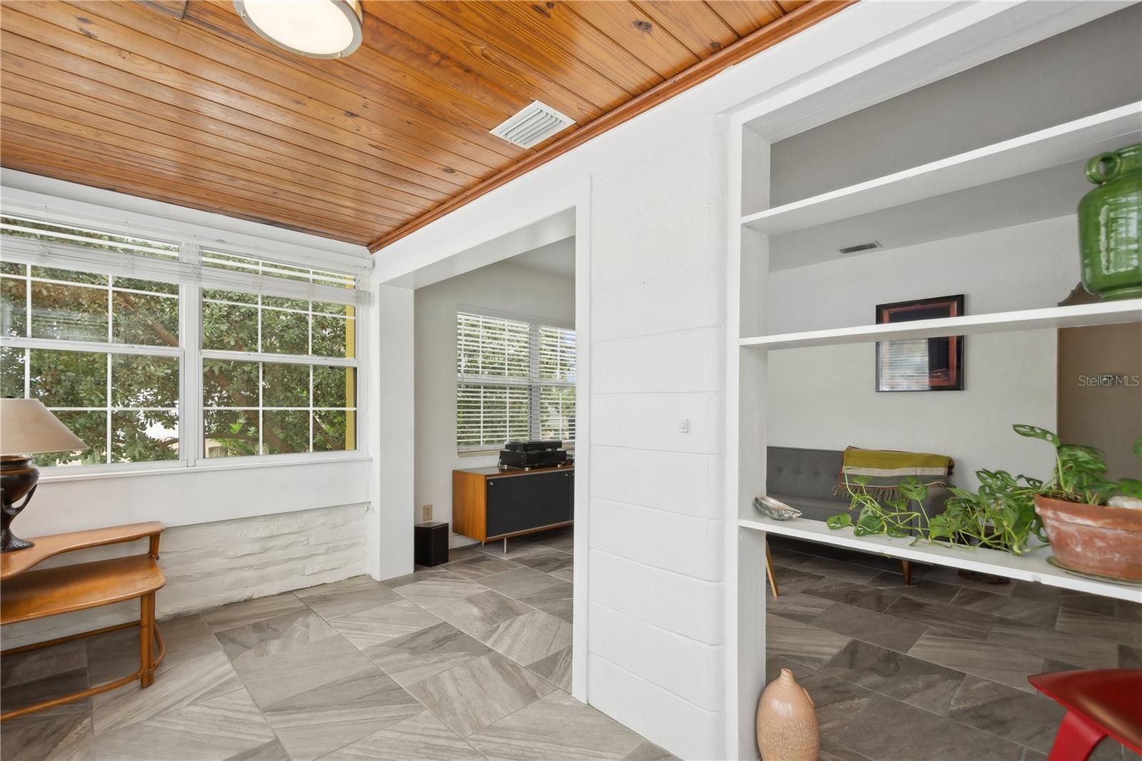 MOREY BEACH - Residential