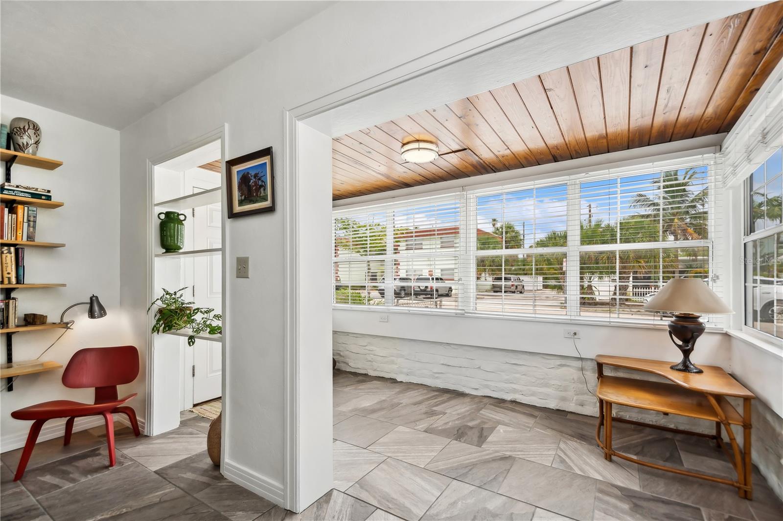 MOREY BEACH - Residential