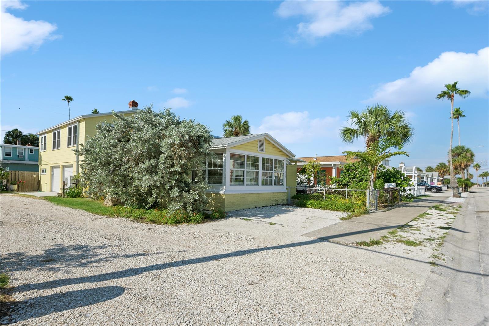 MOREY BEACH - Residential