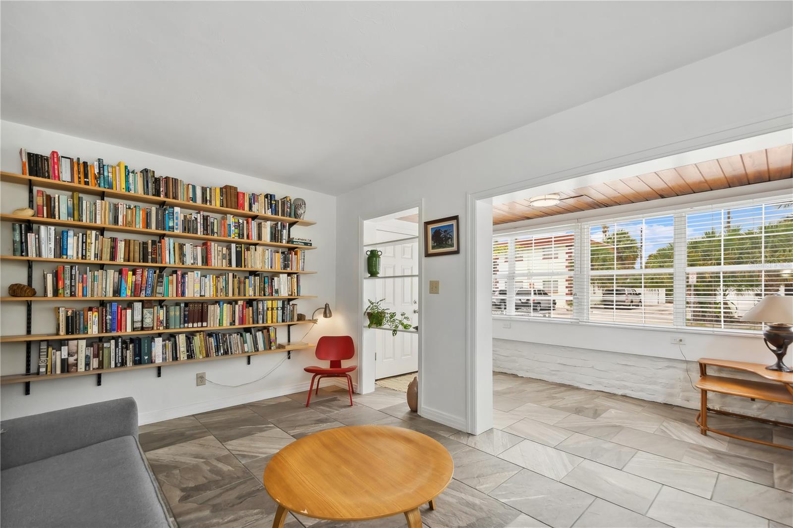 MOREY BEACH - Residential