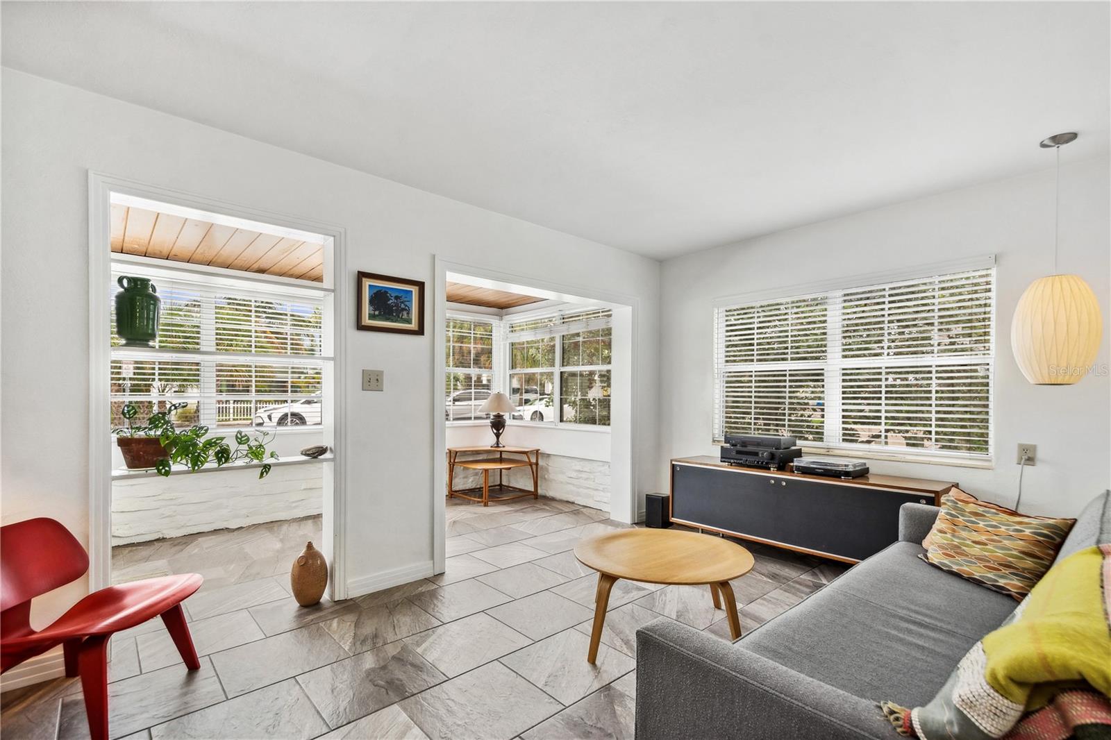 MOREY BEACH - Residential