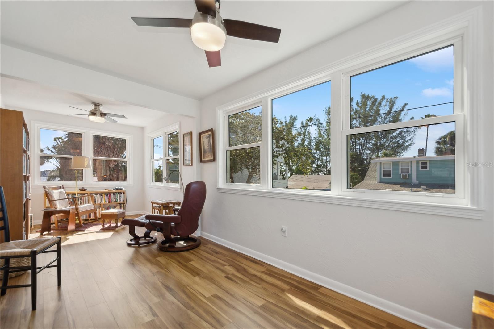 MOREY BEACH - Residential