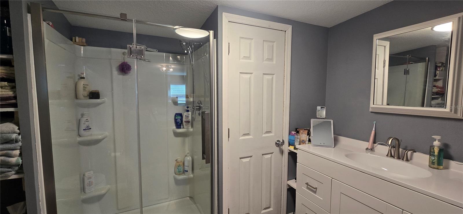 LAKE KATHRYN HEIGHTS REP - Residential