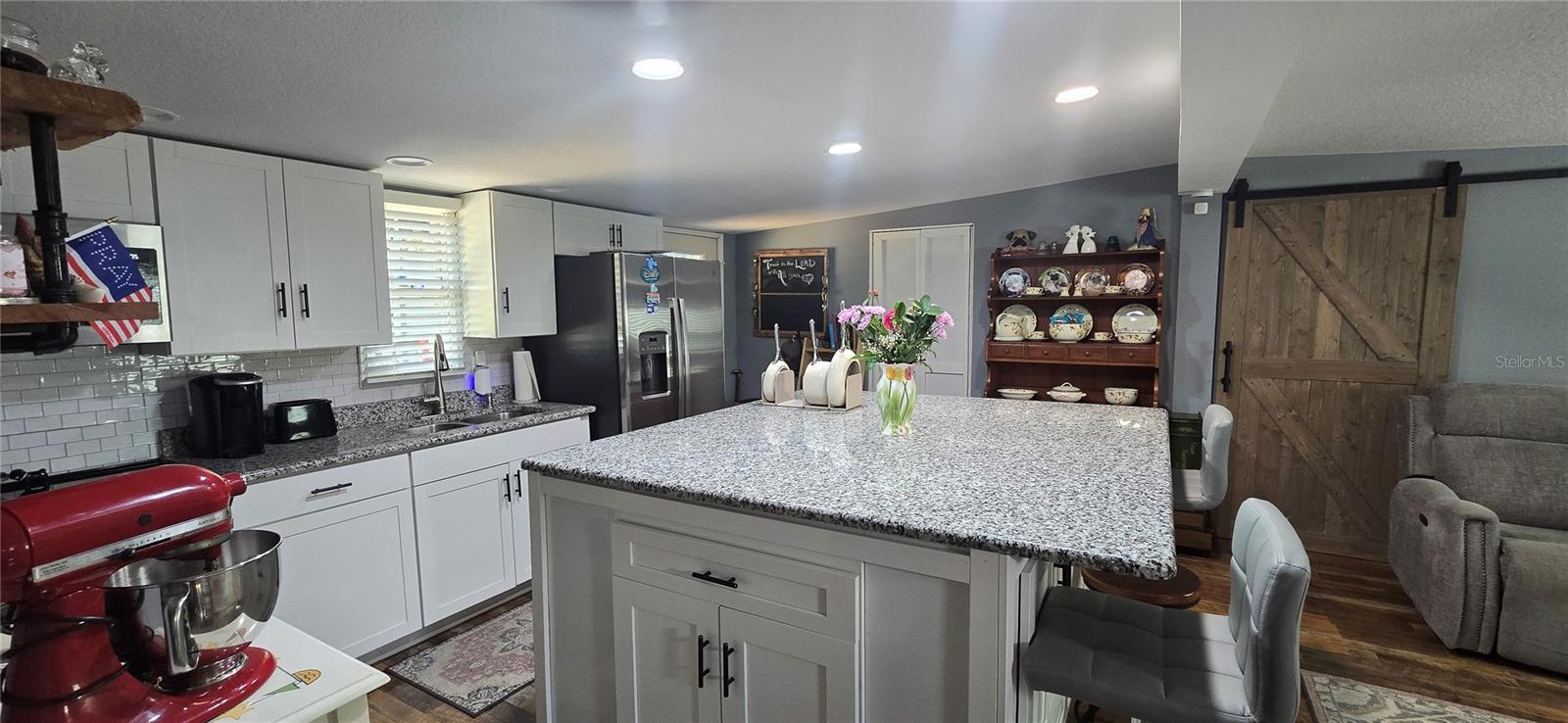 LAKE KATHRYN HEIGHTS REP - Residential