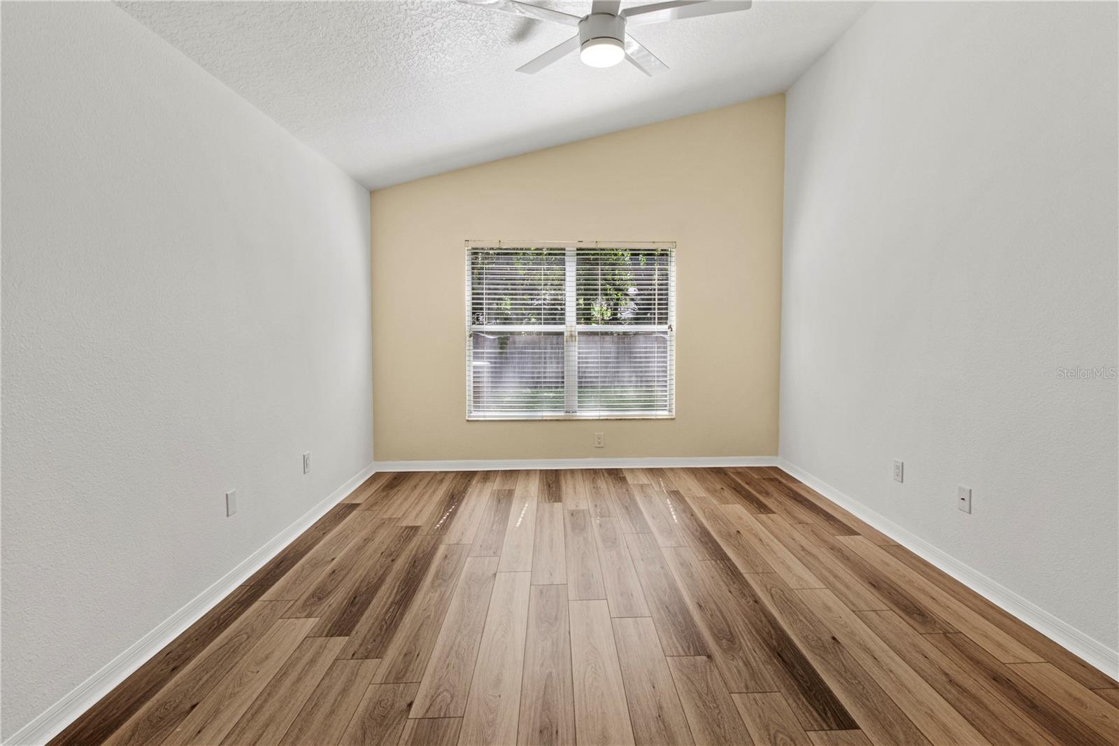 LAKE ST CHARLES UNIT 6 - Residential Lease