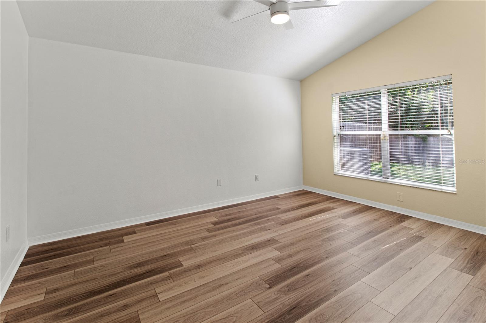 LAKE ST CHARLES UNIT 6 - Residential Lease