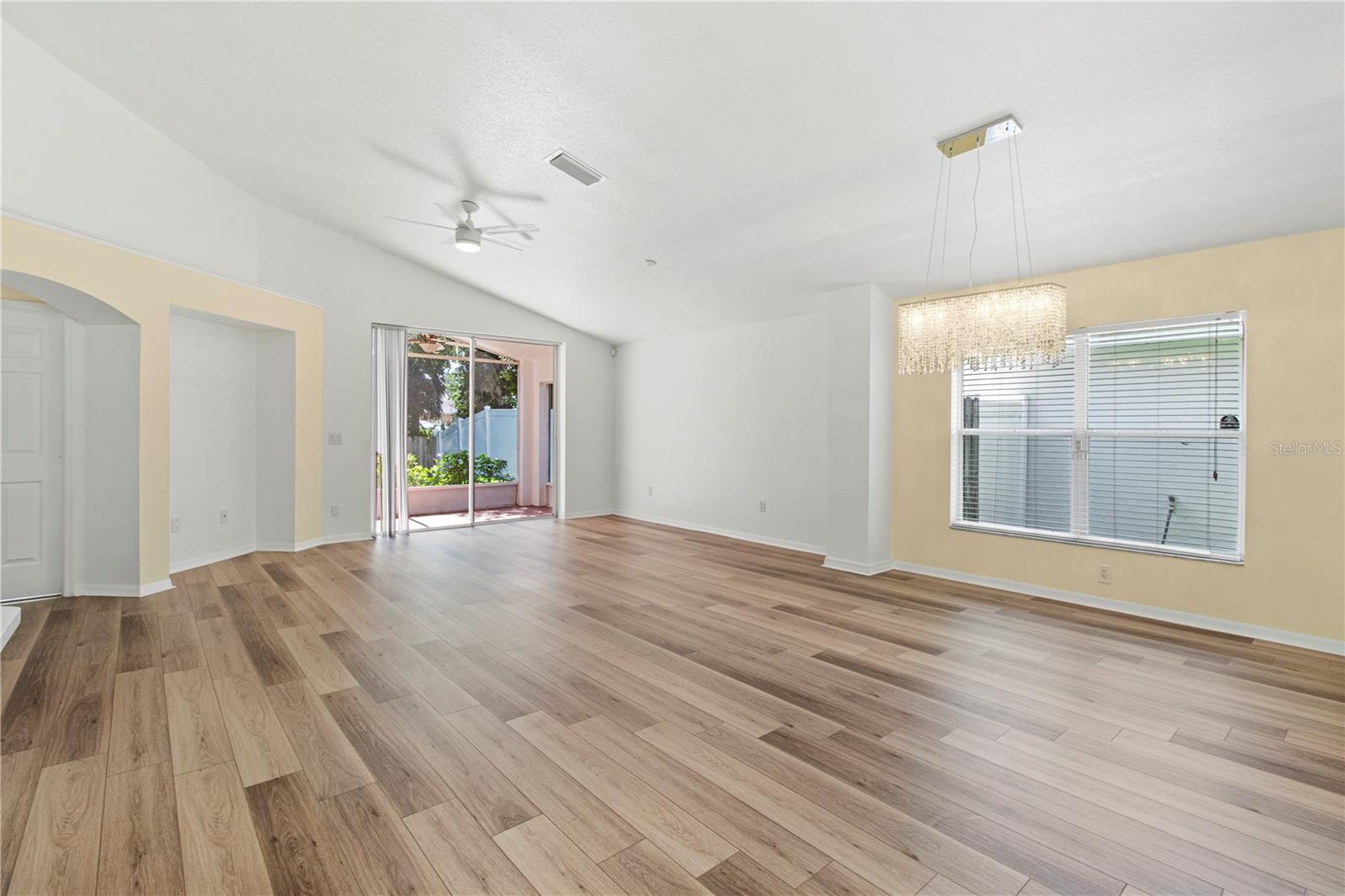 LAKE ST CHARLES UNIT 6 - Residential Lease