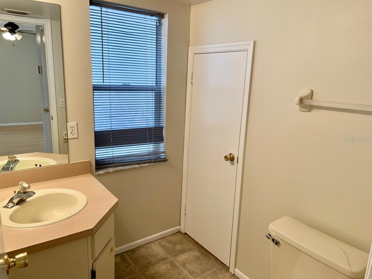 LAKE HAMMER ESTATES - Residential Lease