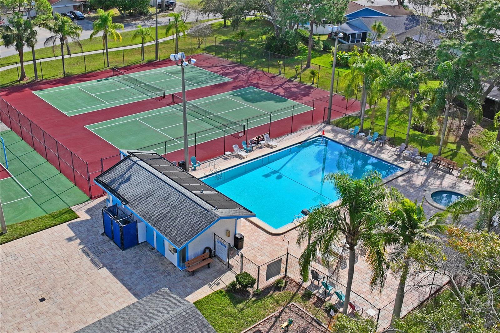 MANORS OF FOREST LAKES THE - Residential