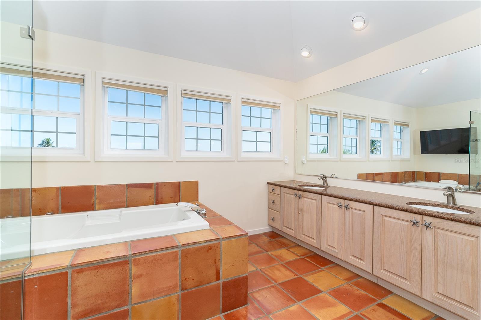 SEASIDE 02 LAND CONDO - Residential