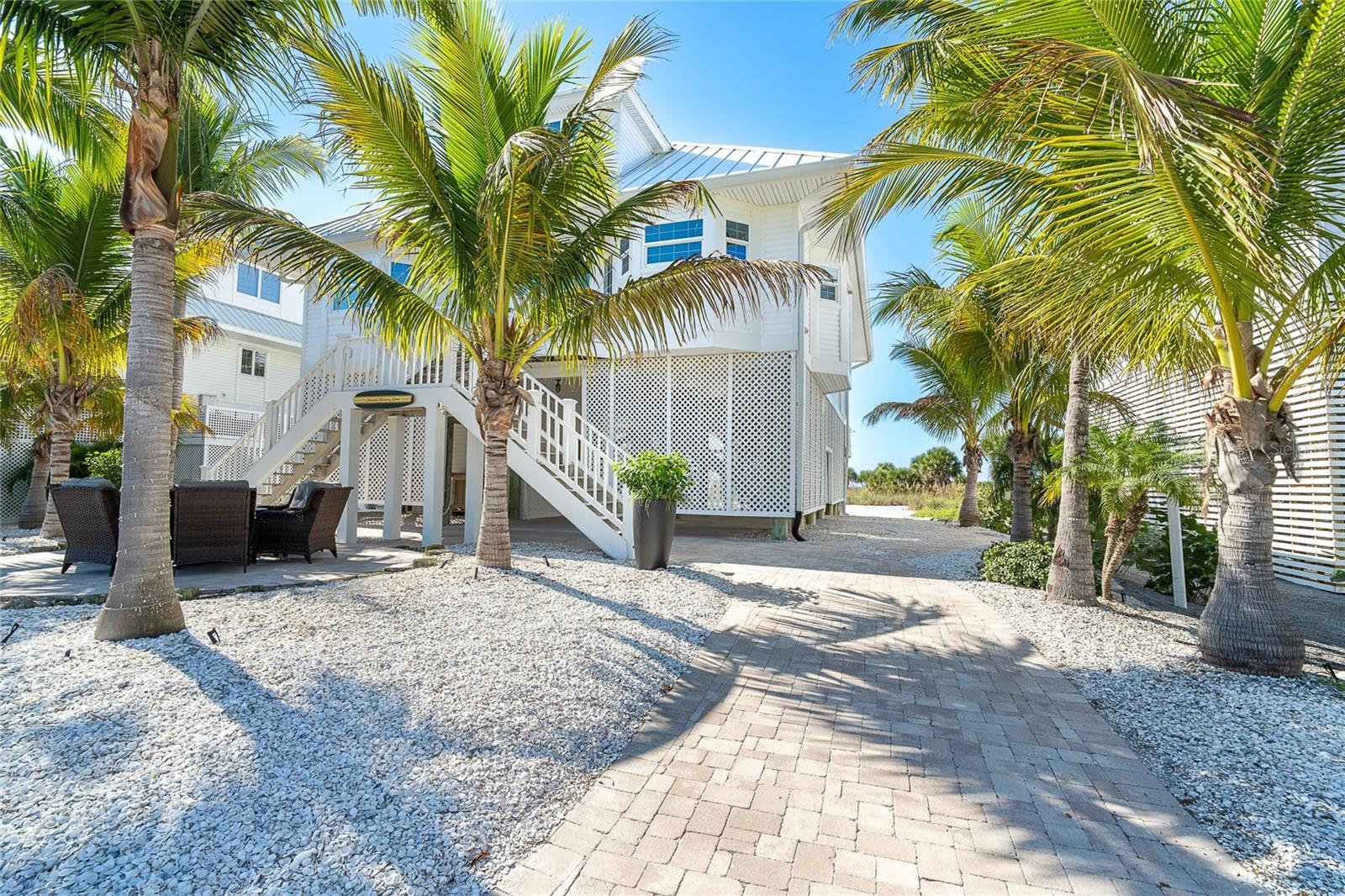 7370 PALM ISLAND DRIVE SS3