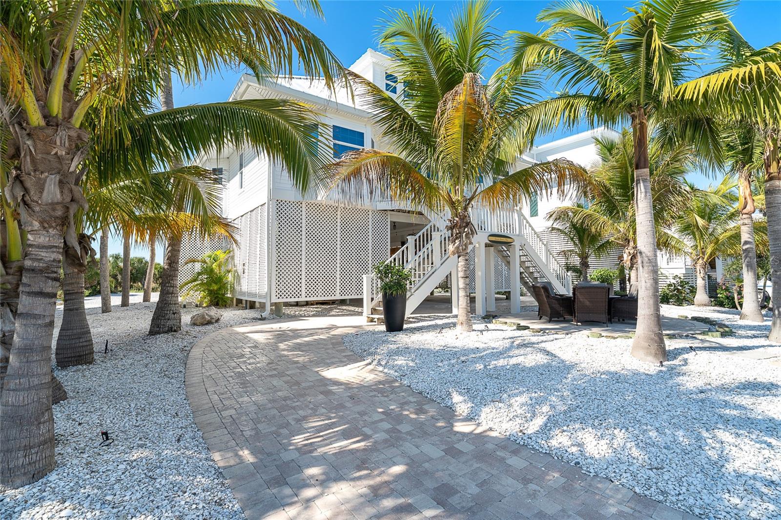 7370 PALM ISLAND DRIVE SS3