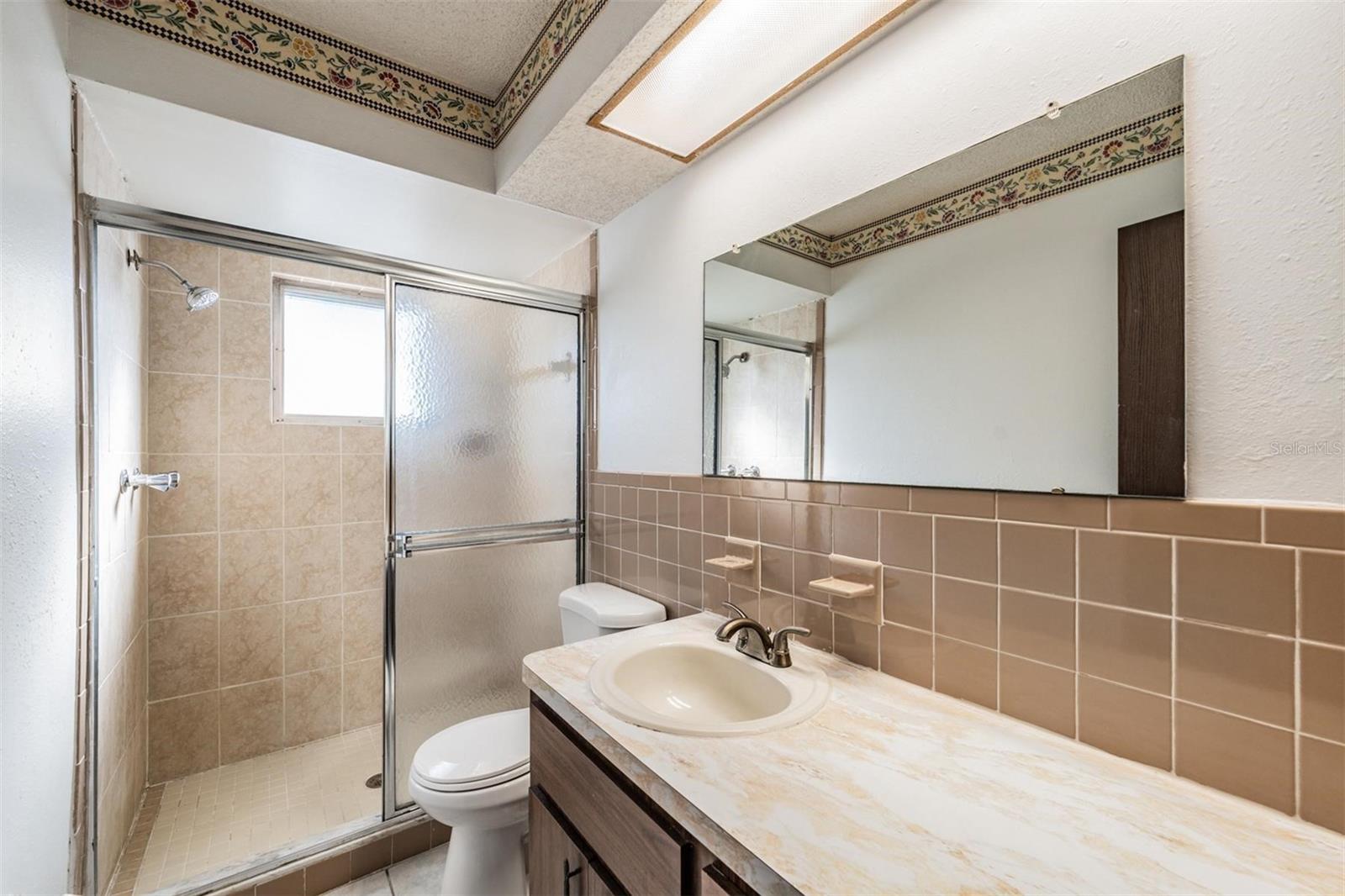 HILLANDALE UNIT 4 - Residential