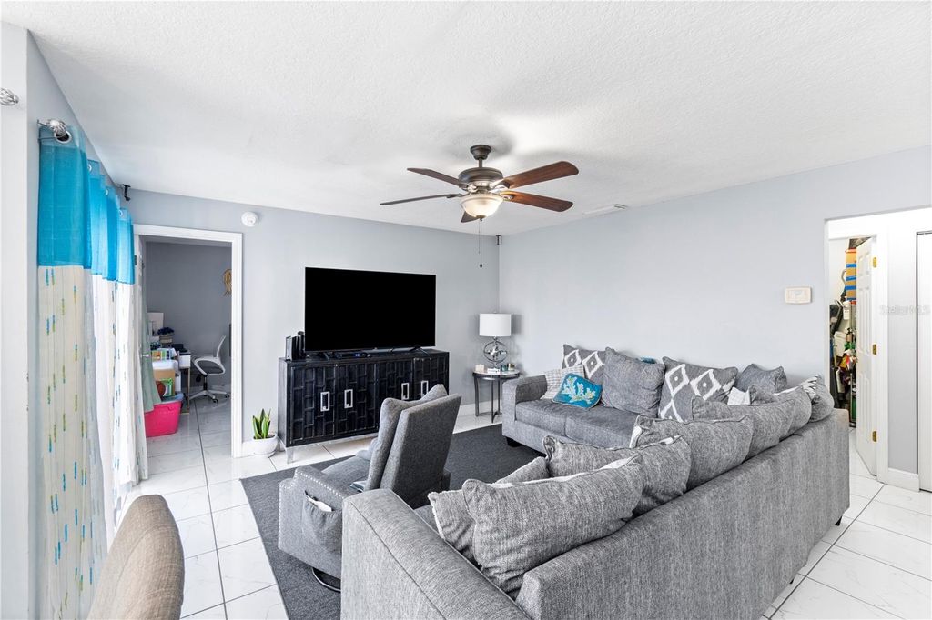 Photo of 432 Hunter Circle, Kissimmee, FL 34758 (MLS # S5132959)