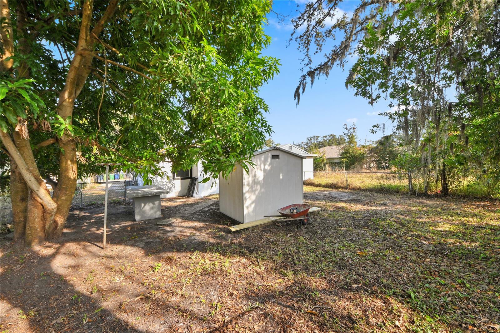 ALTAMIRA HEIGHTS - Residential