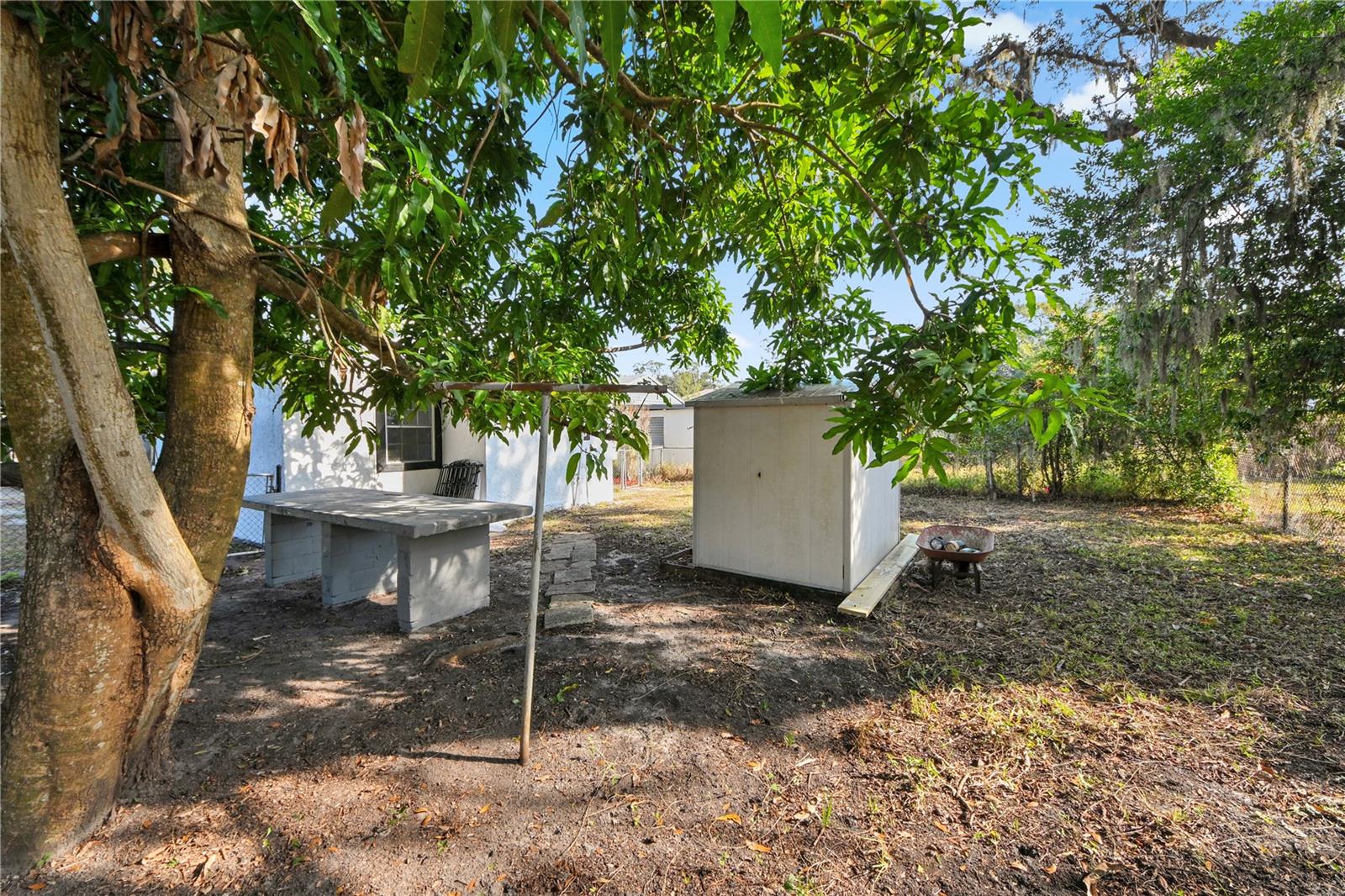 ALTAMIRA HEIGHTS - Residential