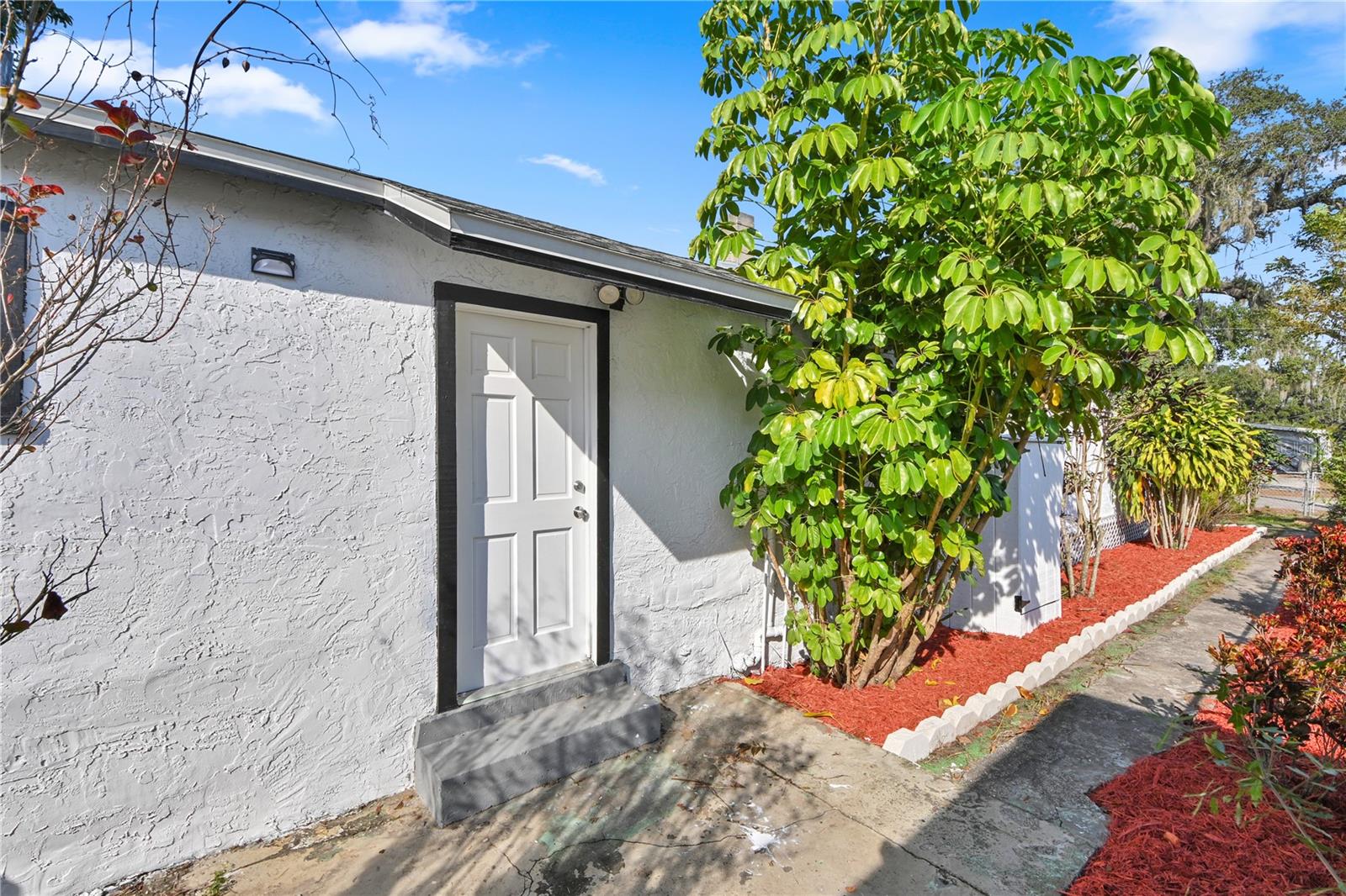 ALTAMIRA HEIGHTS - Residential