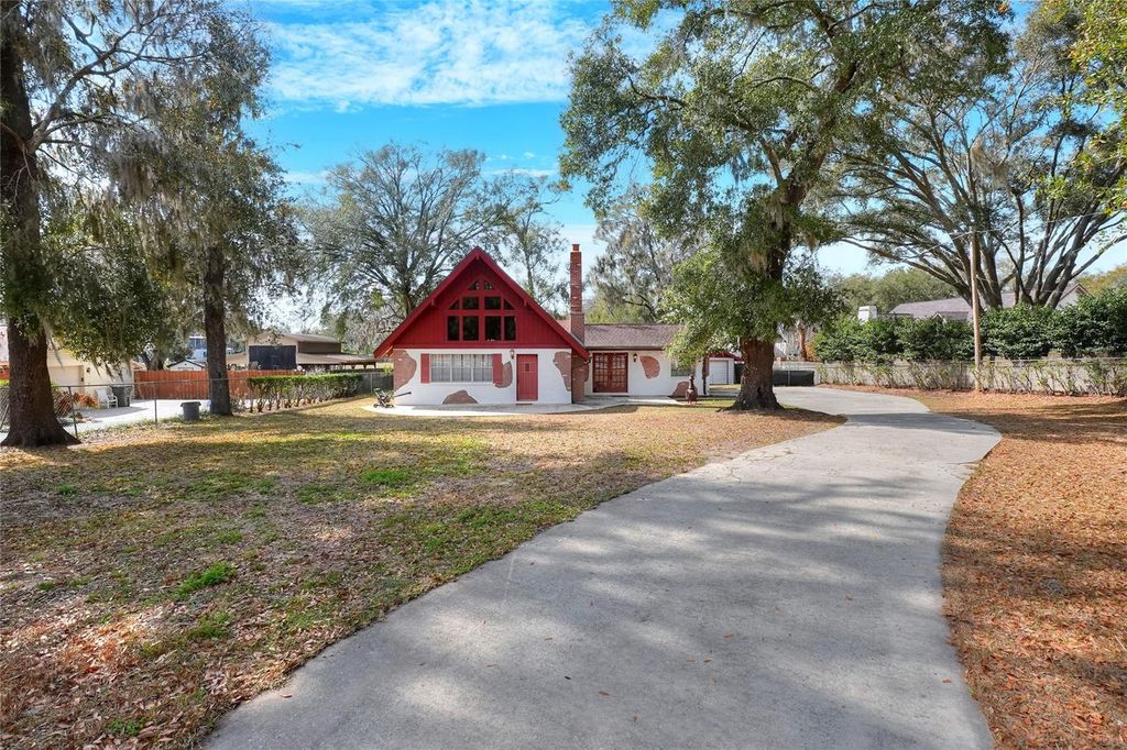 Photo of 3205 Little Road, Valrico, FL 33596 (MLS # TB8469553)