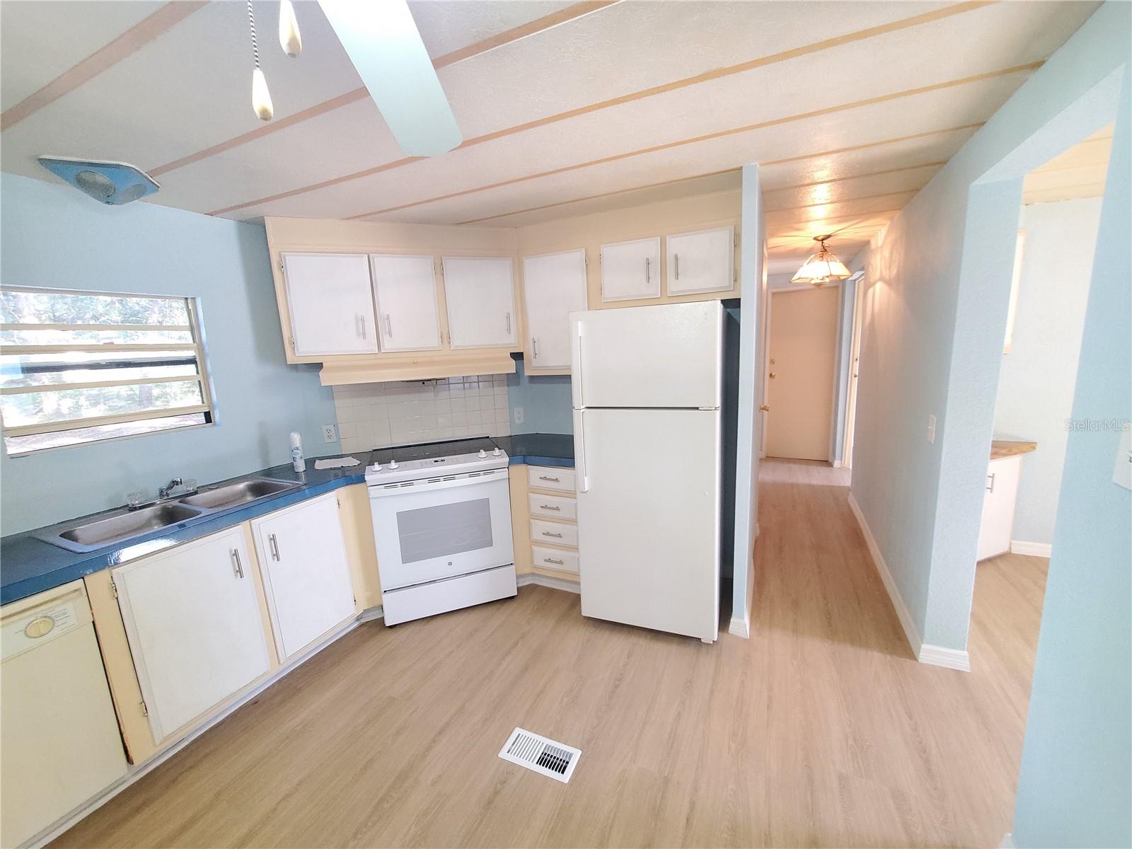OAKVIEW TERRACE - Residential