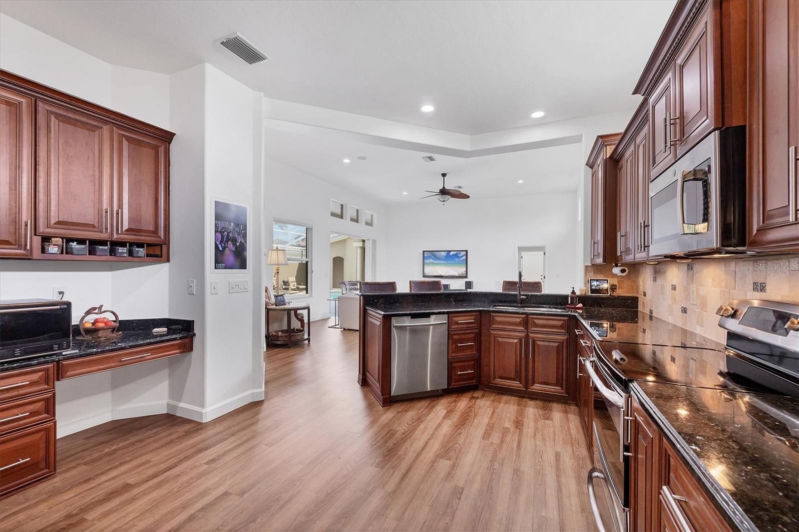 LAUREL OAK ESTATES SEC 11 - Residential